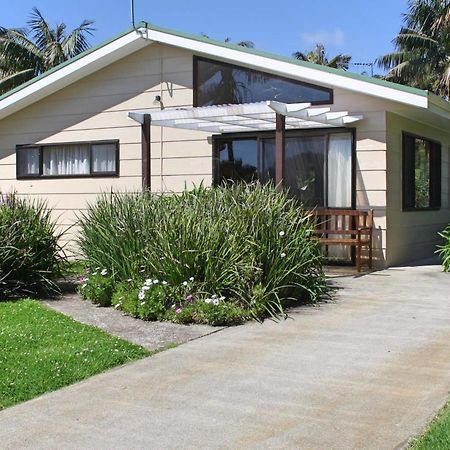Tau Gardens Hotel Norfolk Island Buitenkant foto