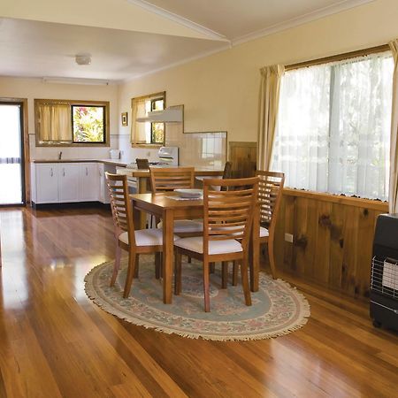 Tau Gardens Hotel Norfolk Island Buitenkant foto